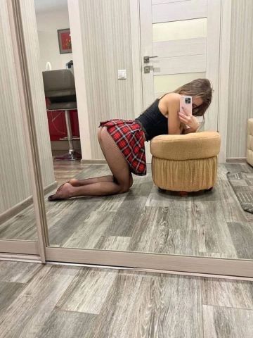 Моника Потрясающая Брюнетка фото 6